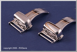 Premium deployant clasps in stainless steel and gold